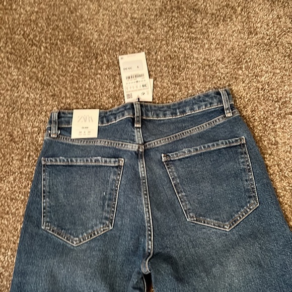 NWT jeans - Picture 3 of 4
